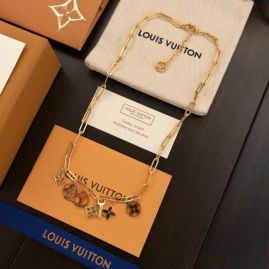 Picture of LV Sets _SKULVsuits12105613077